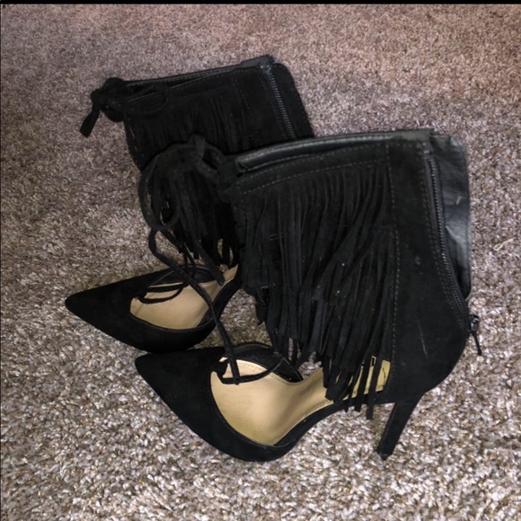 Heels - Picture 3 of 4